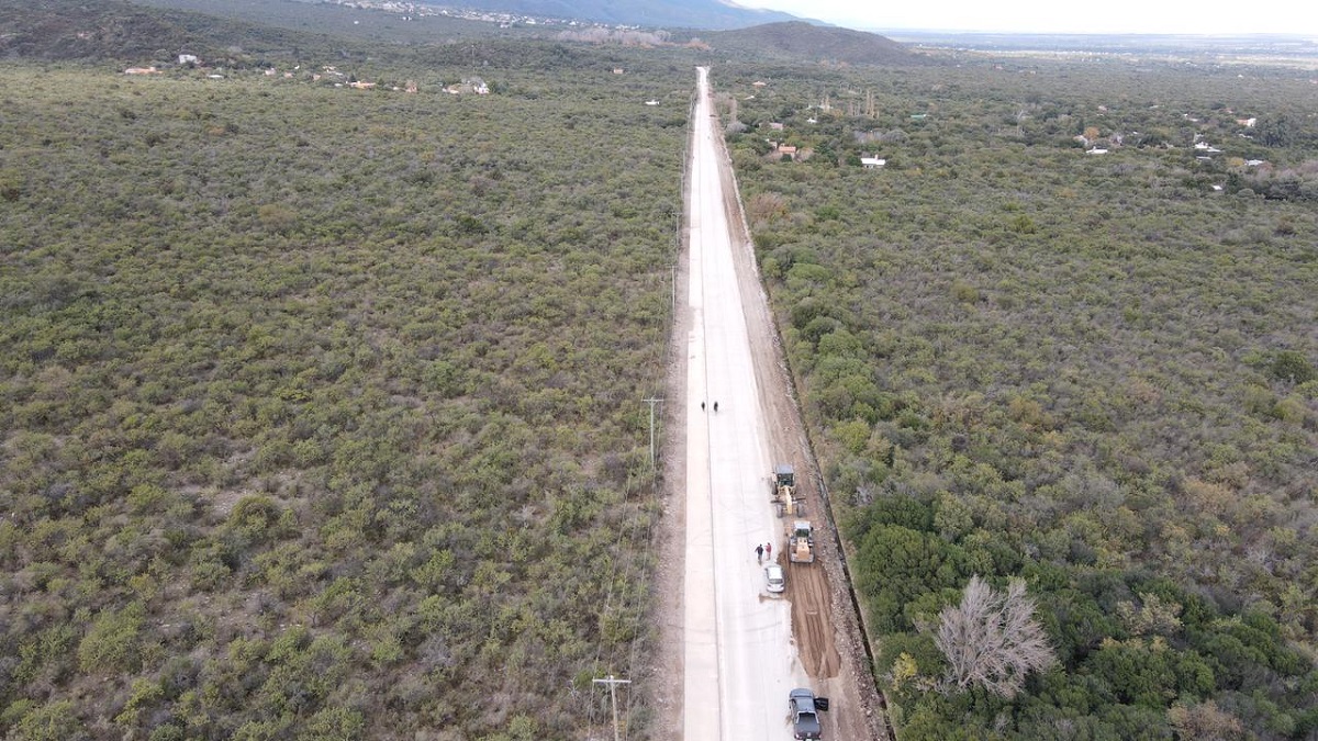 Pavimentación ruta 1D: Cerro de Oro – Carpintería